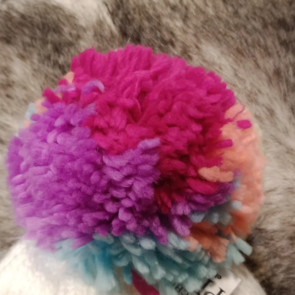 Hat - Picture 2 of 12